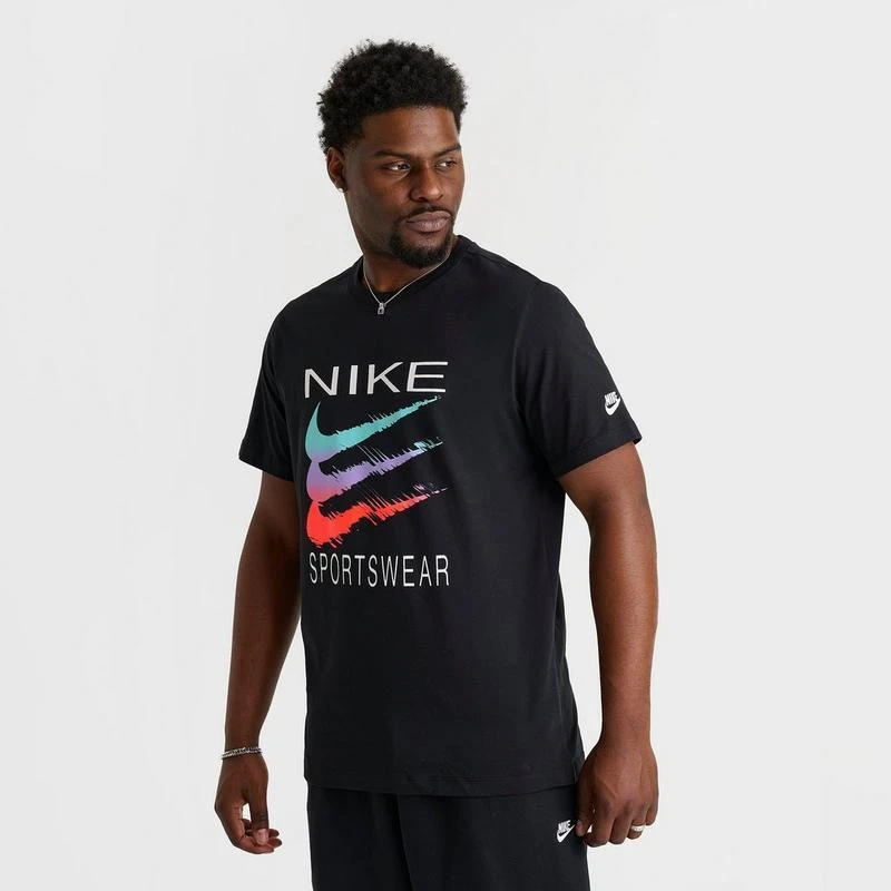 商品NIKE|Men's Nike Sportswear Triple Swoosh T-Shirt,价格¥88,第3张图片详细描述