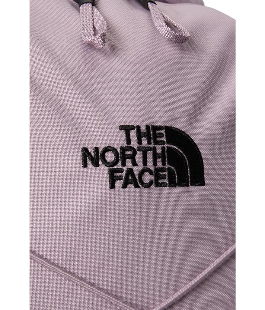 商品The North Face|Women's Jester Backpack,价格¥609,第4张图片详细描述
