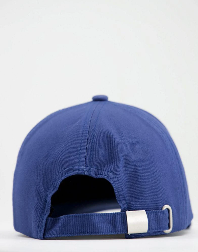 商品Reclaimed Vintage|Reclaimed Vintage inspired unisex cap with rainbow logo in navy,价格¥102,第4张图片详细描述