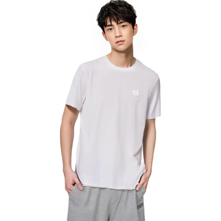 商品[国内直发] Burberry|博柏利  纯色圆领休闲短袖 SS22 落肩袖T恤 男款 白色,价格¥1133,第11张图片详细描述