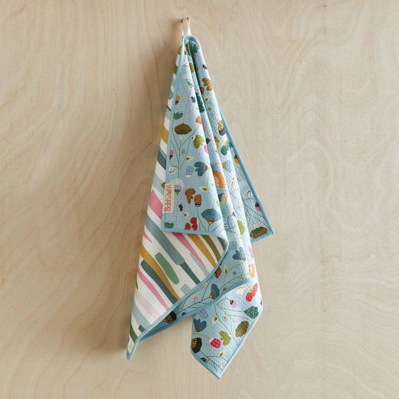 商品Werkshoppe|Floral Stems Microfiber Towel,价格¥153,第1张图片