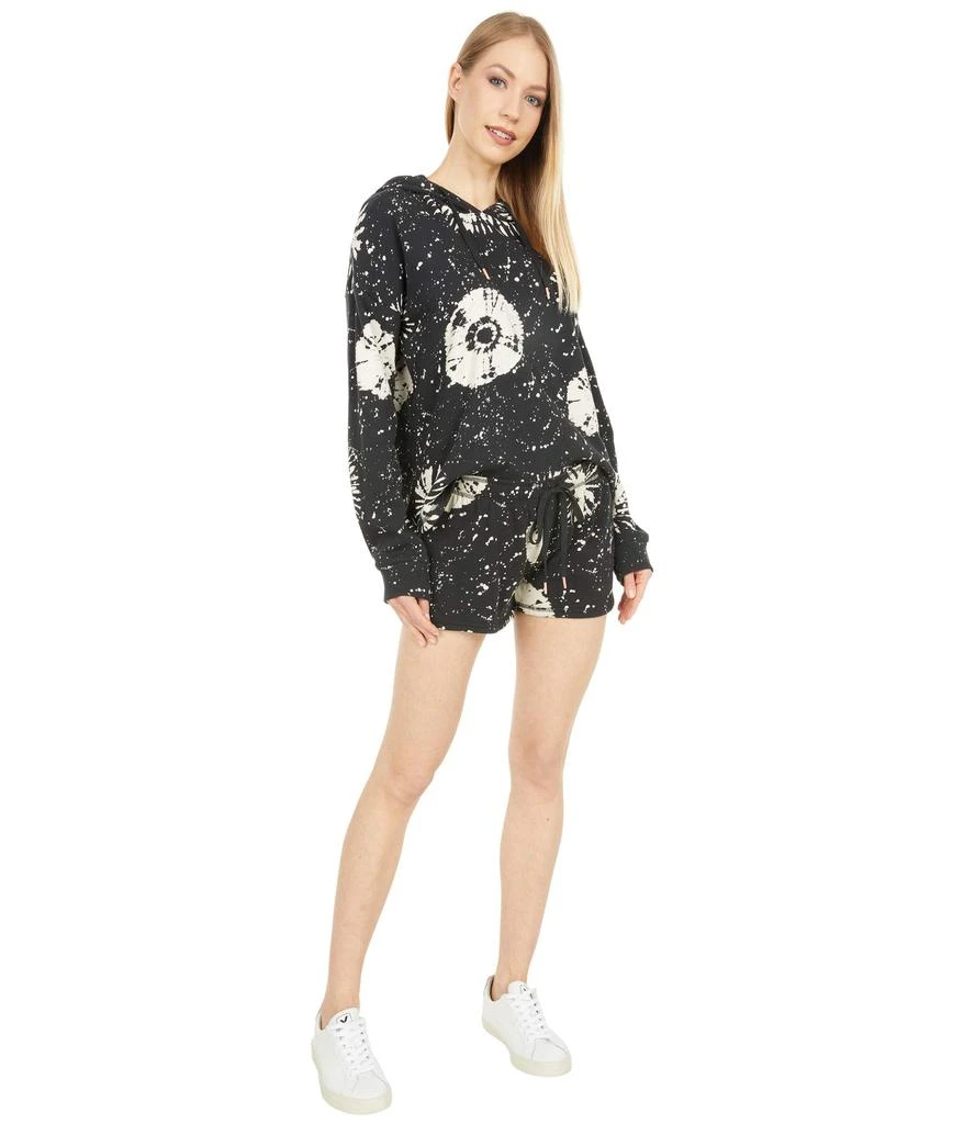 商品P.J. Salvage|Stormy Monday Tie-Dye Hoodie,价格¥176,第4张图片详细描述