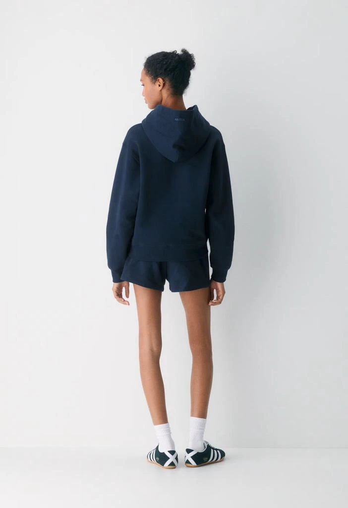 商品Aritzia|Cozy Sweatfleece Perfect Hoodie,价格¥534,第5张图片详细描述