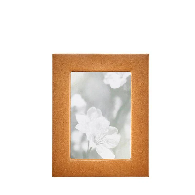 商品Graphic Image|5" X 7" Leather Studio Frame,价格¥1017,第1张图片