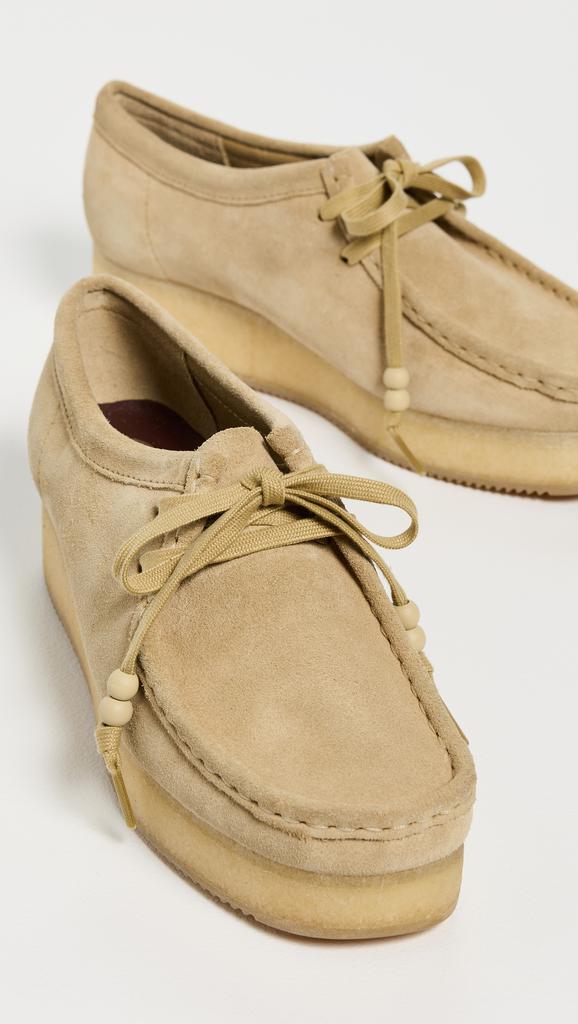 Shop Wallacraft Bee Shoes on Sale at BeyondStyle – Get 25% Off