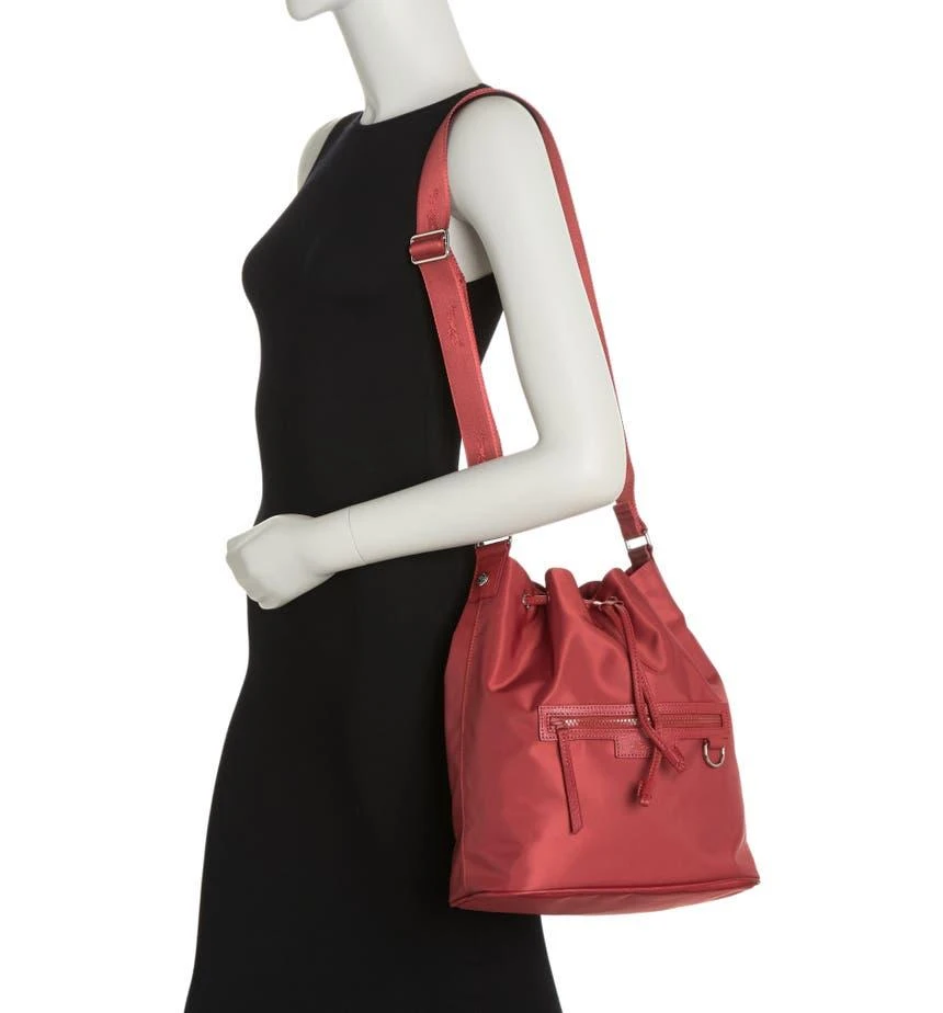 商品Longchamp|Neoprene Bucket Bag,价格¥1118,第2张图片详细描述