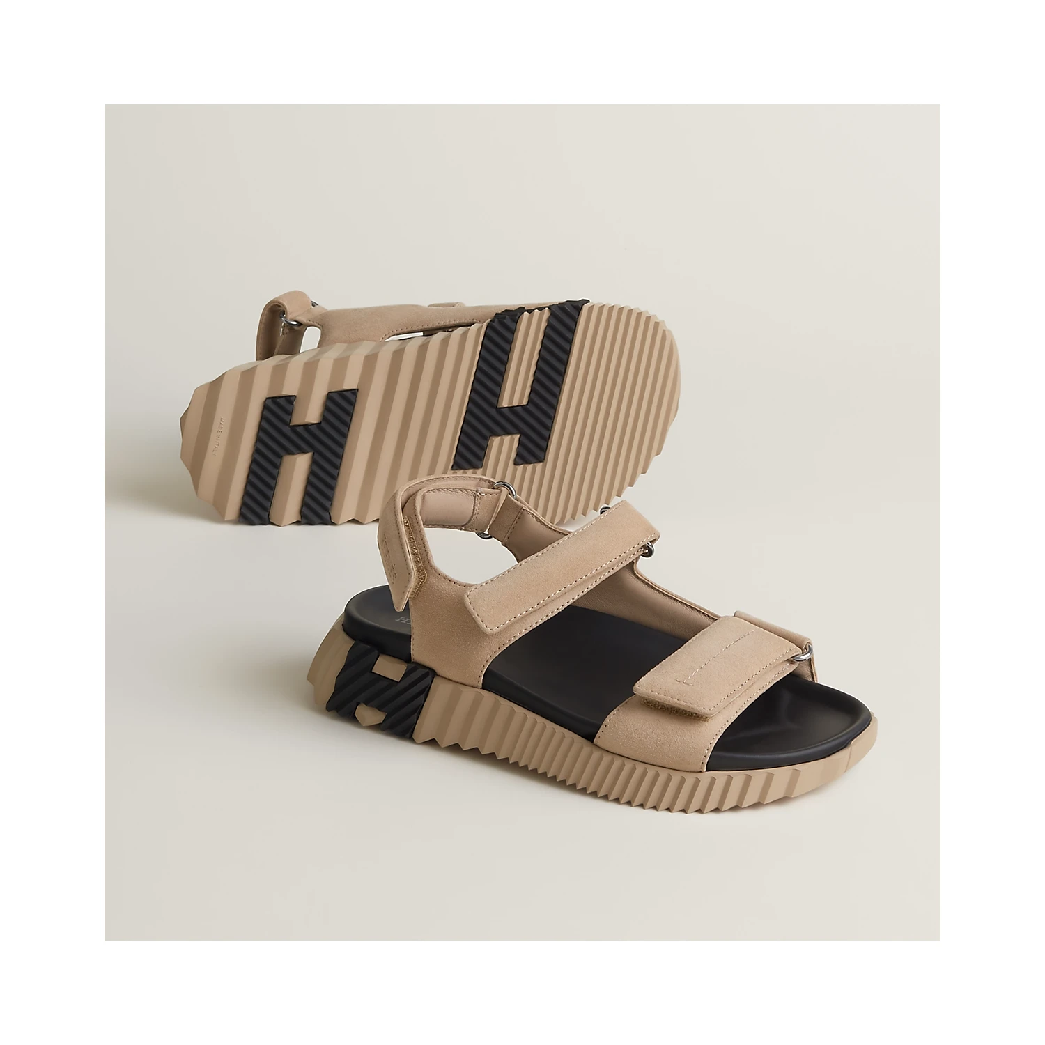 商品Hermes|【预售】 爱马仕 25春夏 女士 平底凉鞋 Sandales Junior H242182Z D1 ,价格¥8414,第1张图片