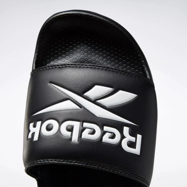 Reebok Classic Slides 商品