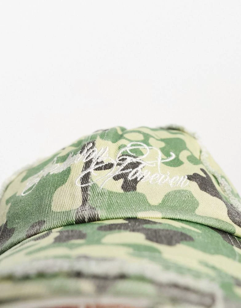 商品COLLUSION|COLLUSION camo distressed branded cap with embroidery in washed green,价格¥98,第3张图片详细描述