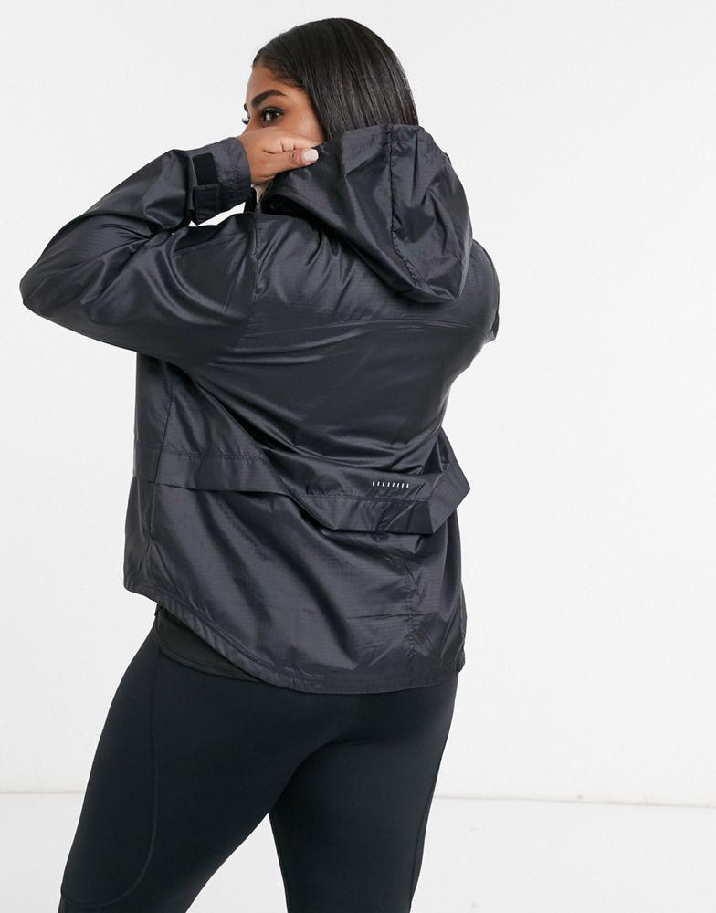 商品NIKE|Nike Running Plus Essential jacket in black,价格¥612,第4张图片详细描述