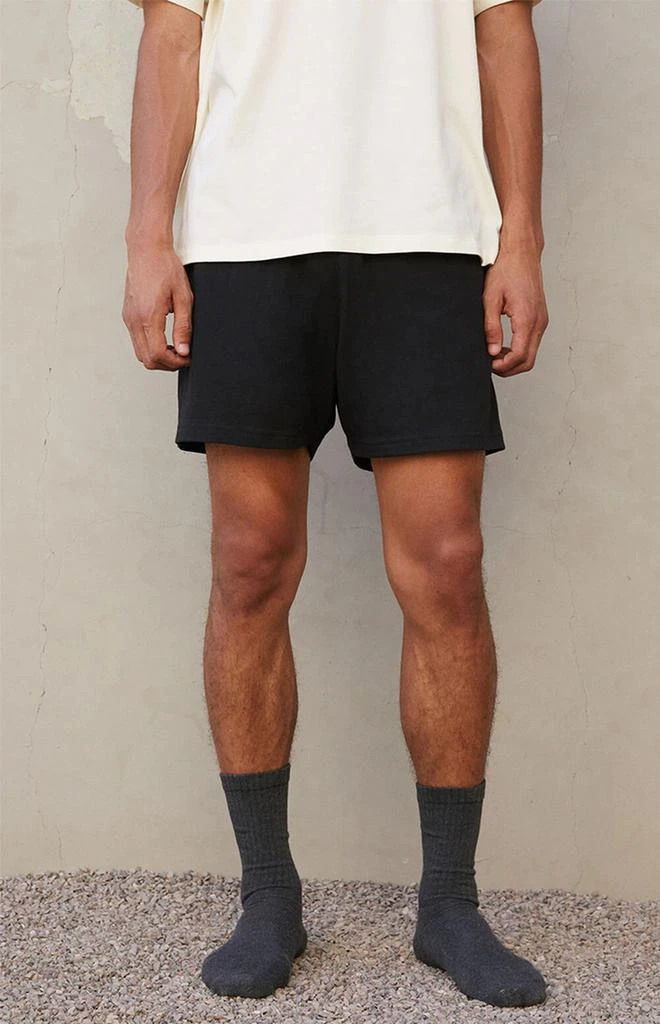 商品Essentials|Black Lounge Shorts,价格¥251,第2张图片详细描述