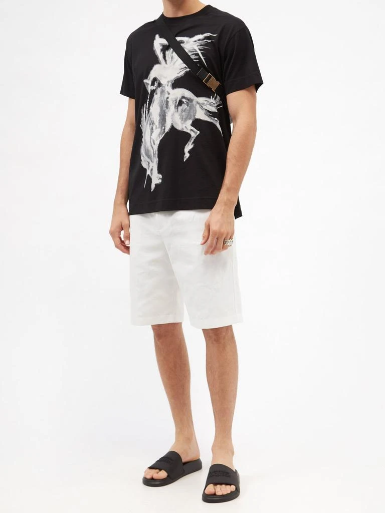 商品Alexander McQueen|Logo-embossed rubber slides,价格¥2557,第2张图片详细描述
