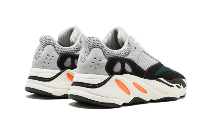 商品Adidas|Adidas Yeezy Boost 700 运动鞋,价格¥2840-¥7547,第3张图片详细描述