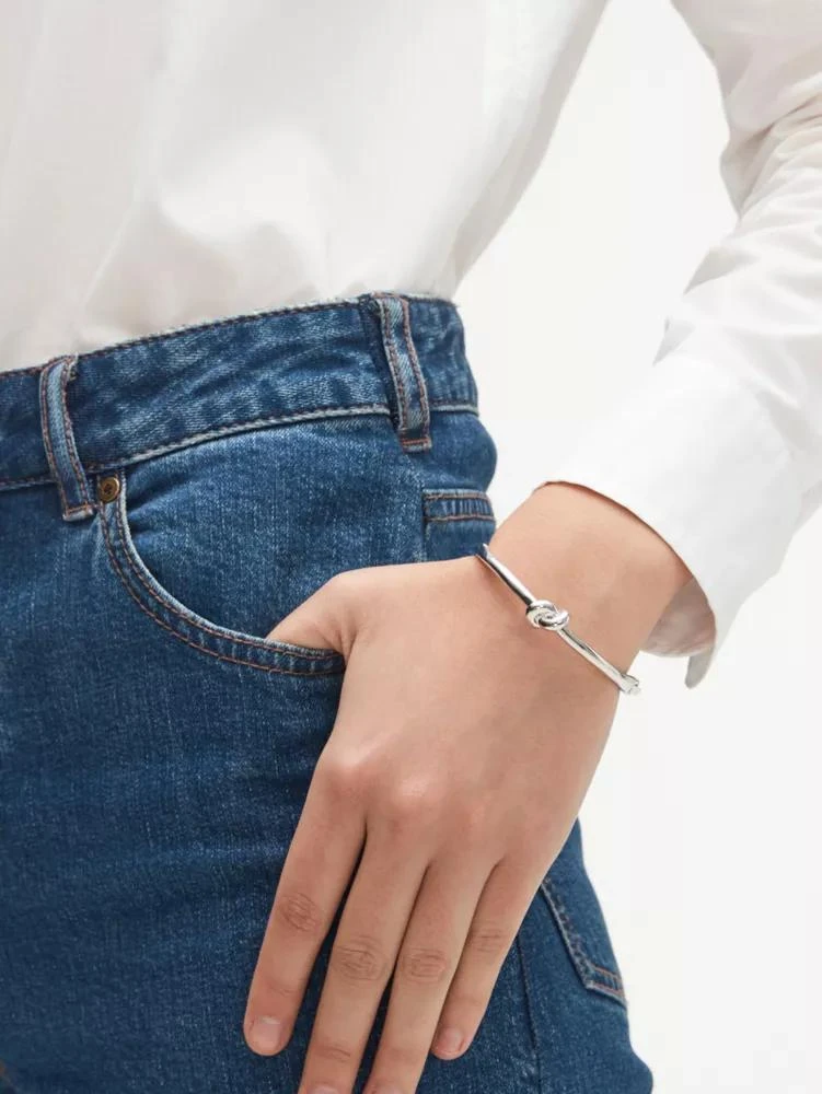 商品Kate Spade|Sailor's Knot Hinge Bangle,价格¥219,第2张图片详细描述