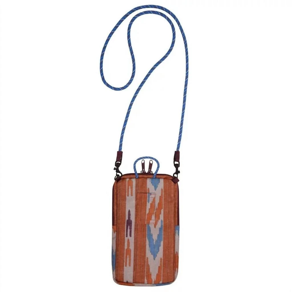 商品KAVU|Women's Essential Case In Tumbleweed Ikat,价格¥271,第2张图片详细描述