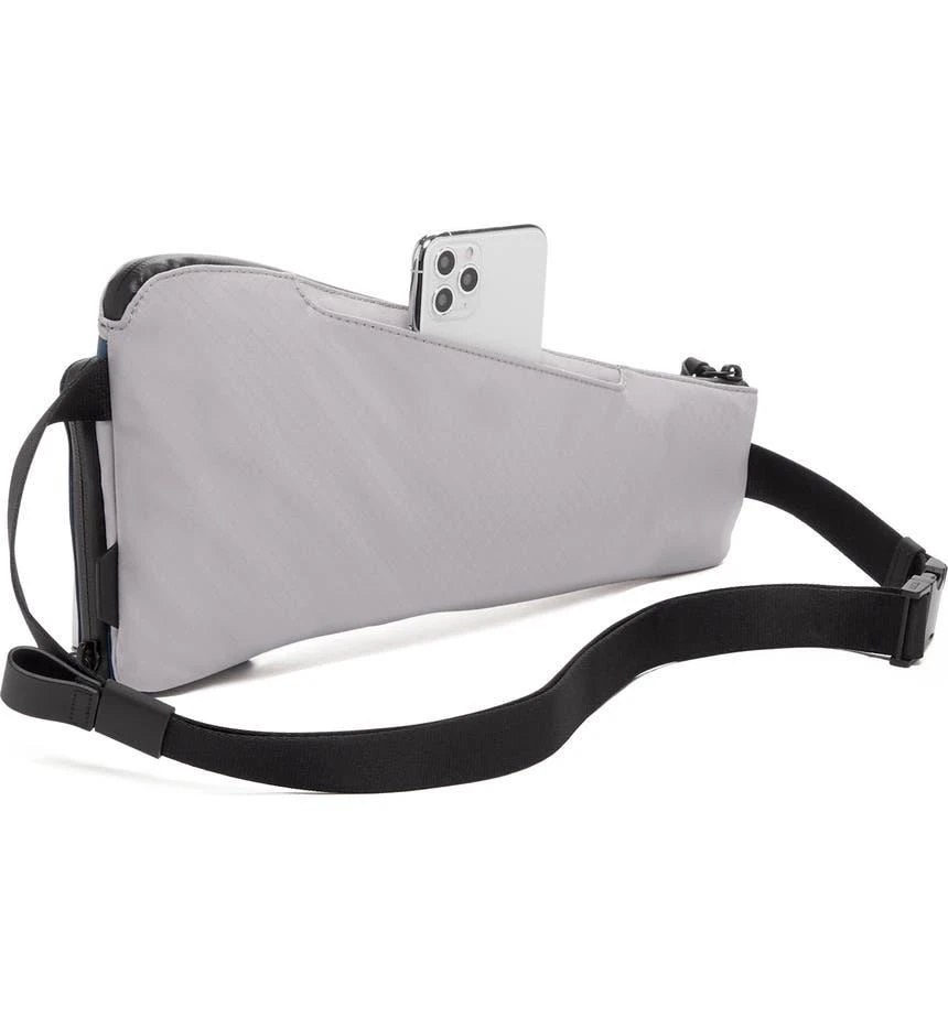 商品Tumi|Ember Belt Bag,价格¥1112,第2张图片详细描述