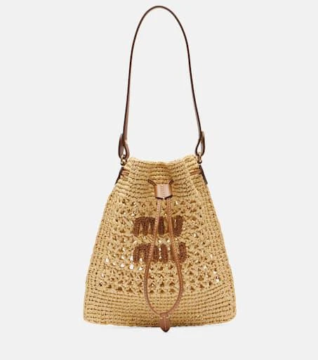 商品Miu Miu|Logo leather-trimmed raffia bucket bag,价格¥9576,第1张图片