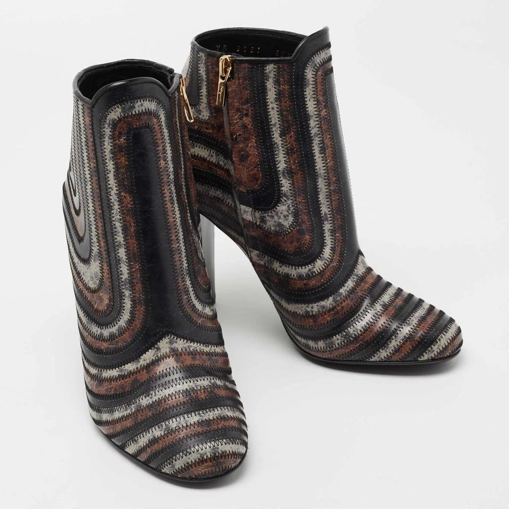 商品Salvatore Ferragamo|Salvatore Ferragamo Multicolor Leather Feeling Zig Zag Block Heel Ankle Boots Size 38.5  ,价格¥3524,第4张图片详细描述