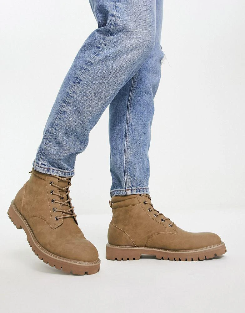 商品ASOS|ASOS DESIGN lace up boots in stone faux suede with stone sole,价格¥267,第4张图片详细描述