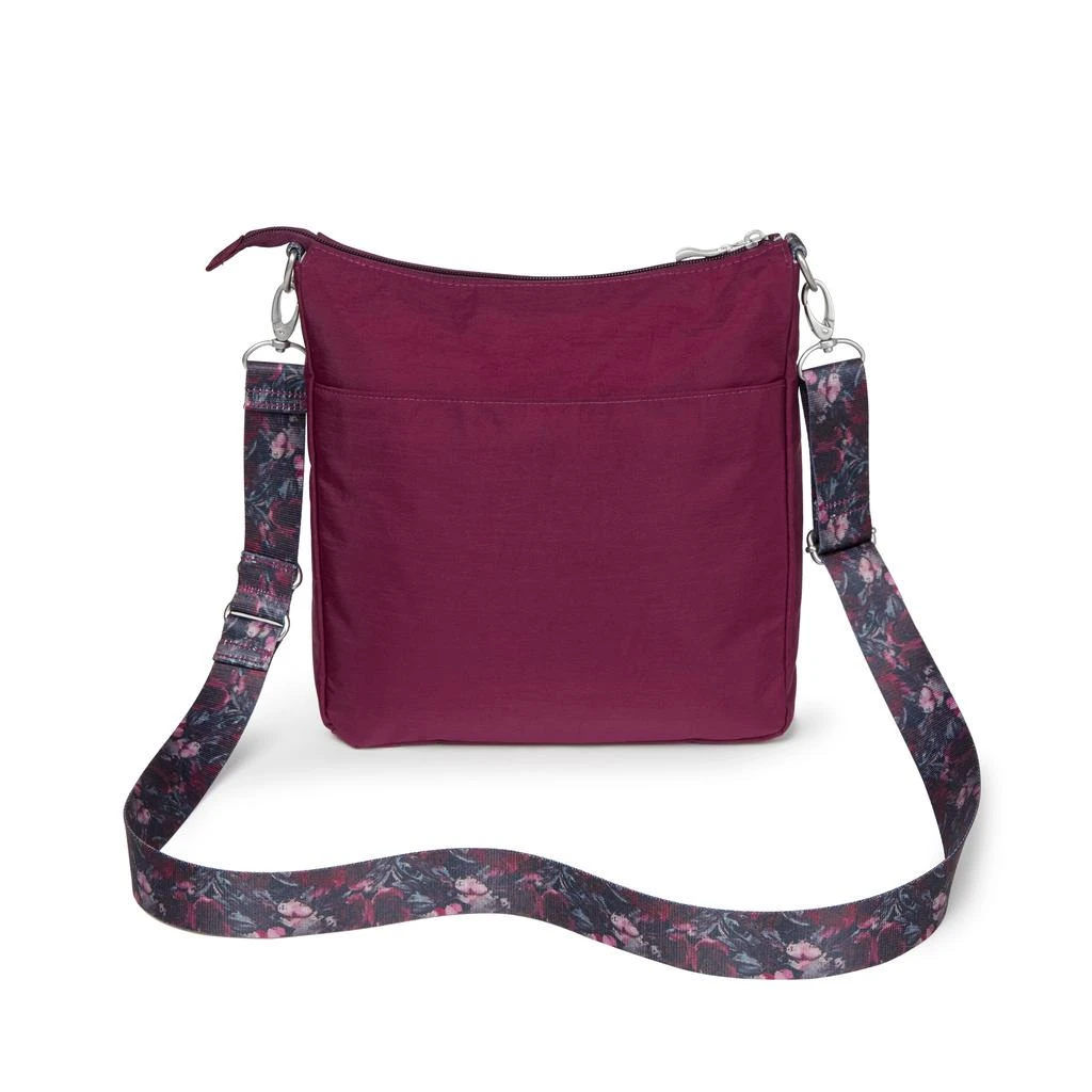 商品Baggallini|Town Square Crossbody,价格¥579,第2张图片详细描述