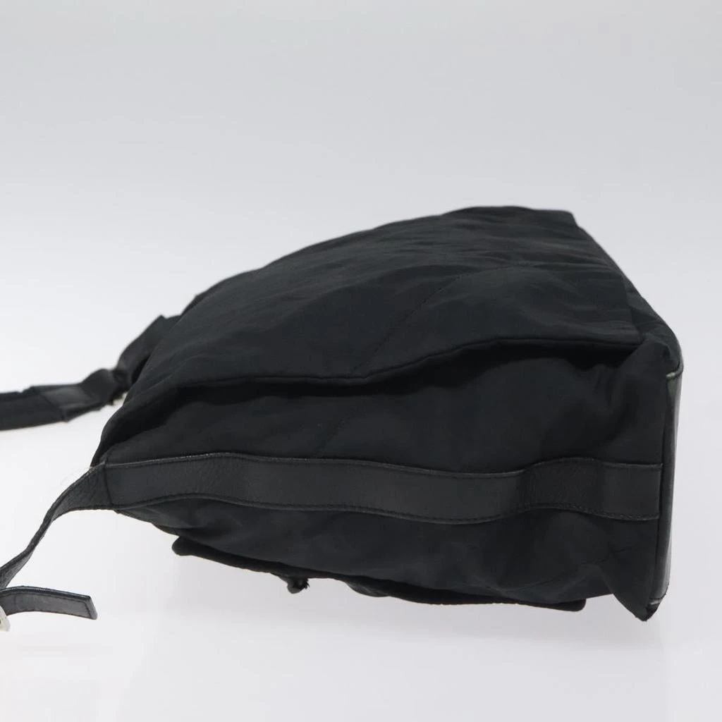 商品[二手商品] Salvatore Ferragamo|Nylon Shoulder Bag (Pre-Owned),价格¥2076,第4张图片详细描述