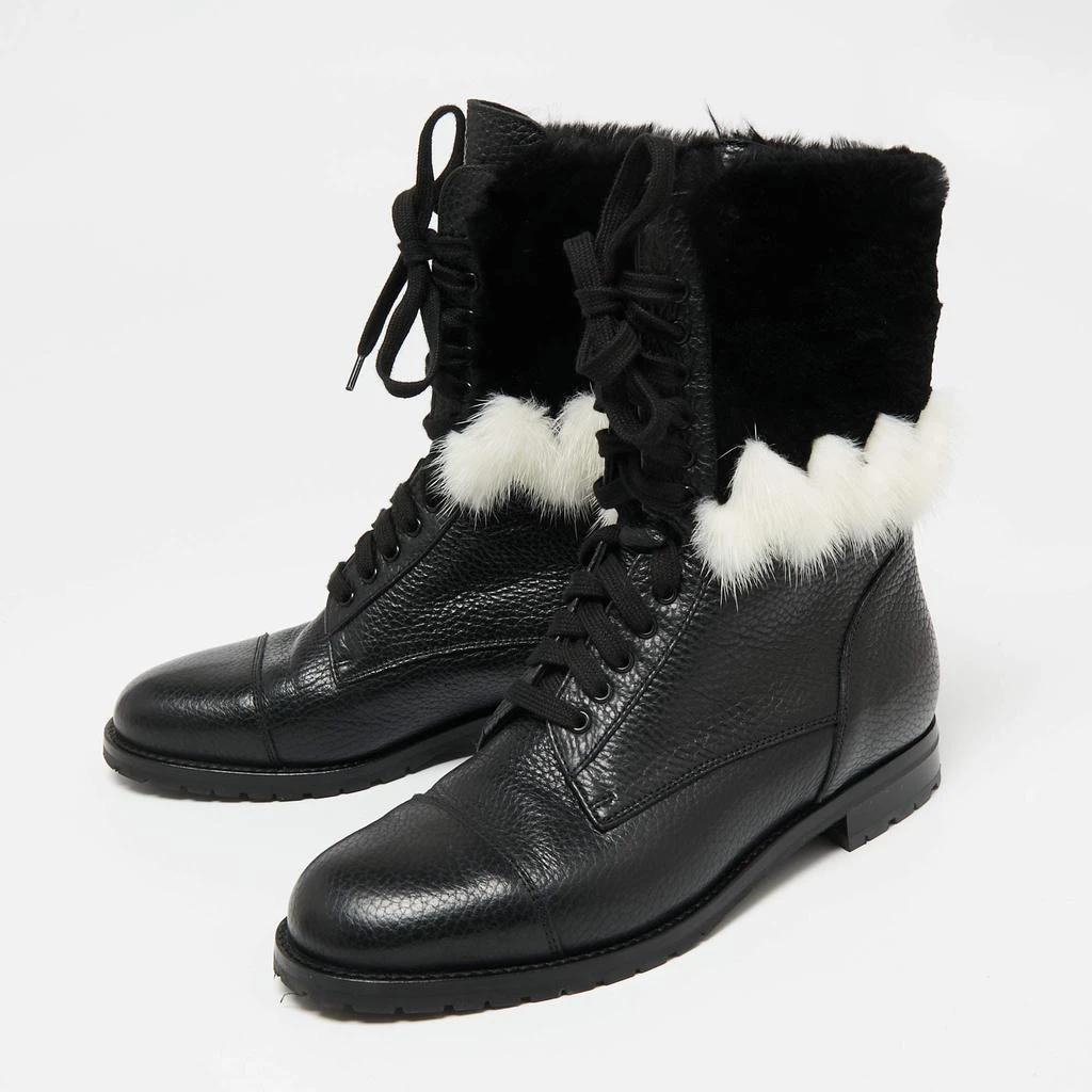 商品Manolo Blahnik|Manolo Blahnik Black/White Leather and Fur Ankle Boots Size 36.5,价格¥3647,第2张图片详细描述