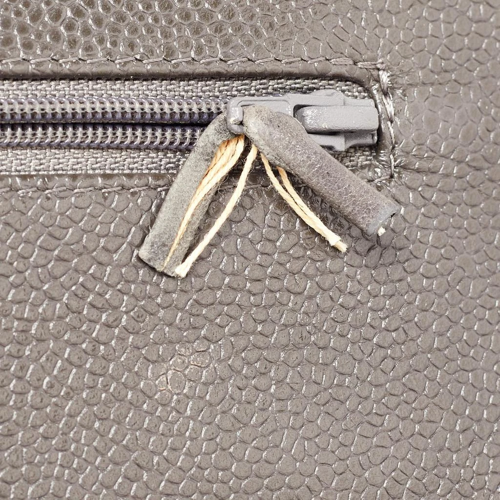 Chanel Grey Quilted Caviar Leather Maxi Classic Double Flap Bag 商品