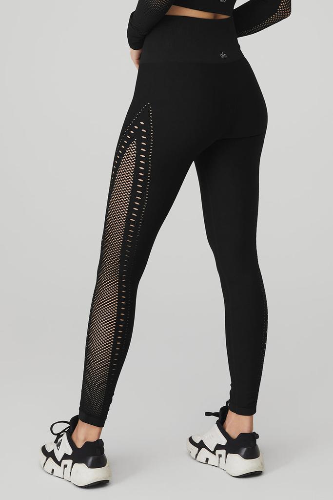 商品Alo|Seamless High-Waist 7/8 Open Air Legging - Black,价格¥884,第2张图片详细描述