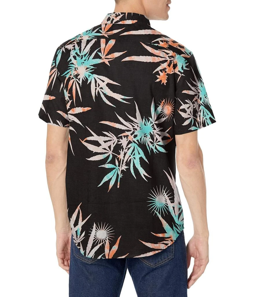 商品Billabong|Sundays Floral Short Sleeve,价格¥231,第2张图片详细描述