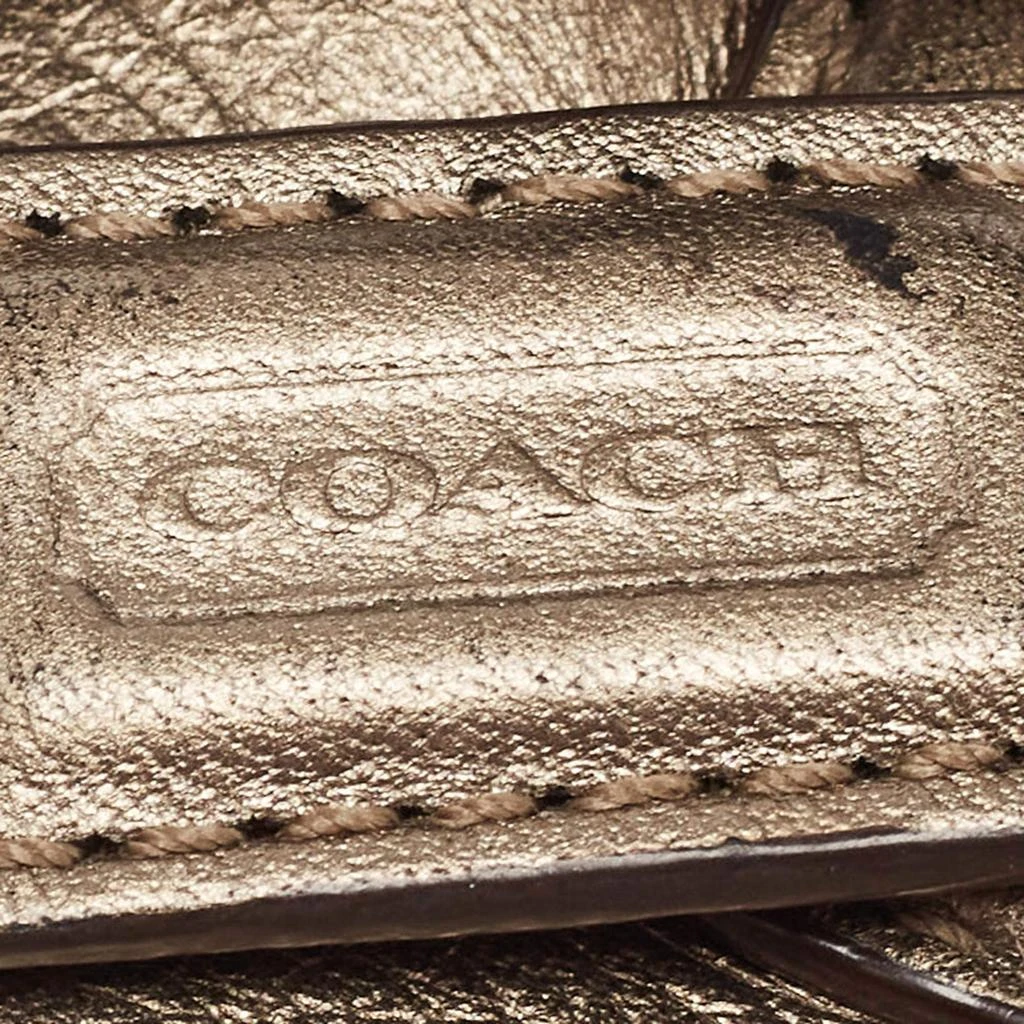 Coach Metallic Leather Zip Wristlet Clutch 商品