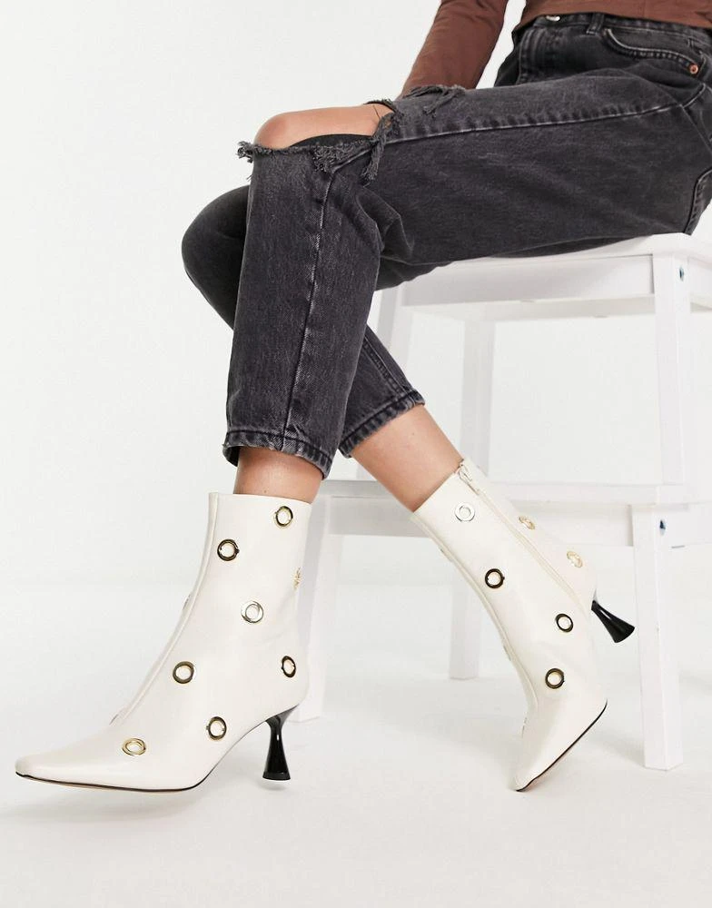 商品ASOS|ASOS DESIGN Rush mid-heeled boots with hardware detail in natural,价格¥199,第1张图片