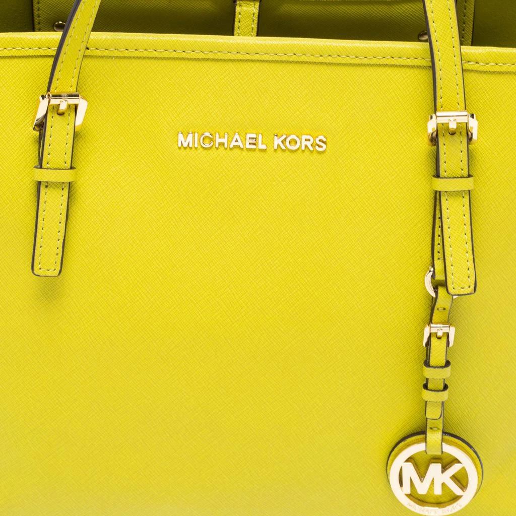 商品[二手商品] Michael Kors|Michael Kors Neon Green Leather Small Jet Set Travel Tote,价格¥952,第5张图片详细描述