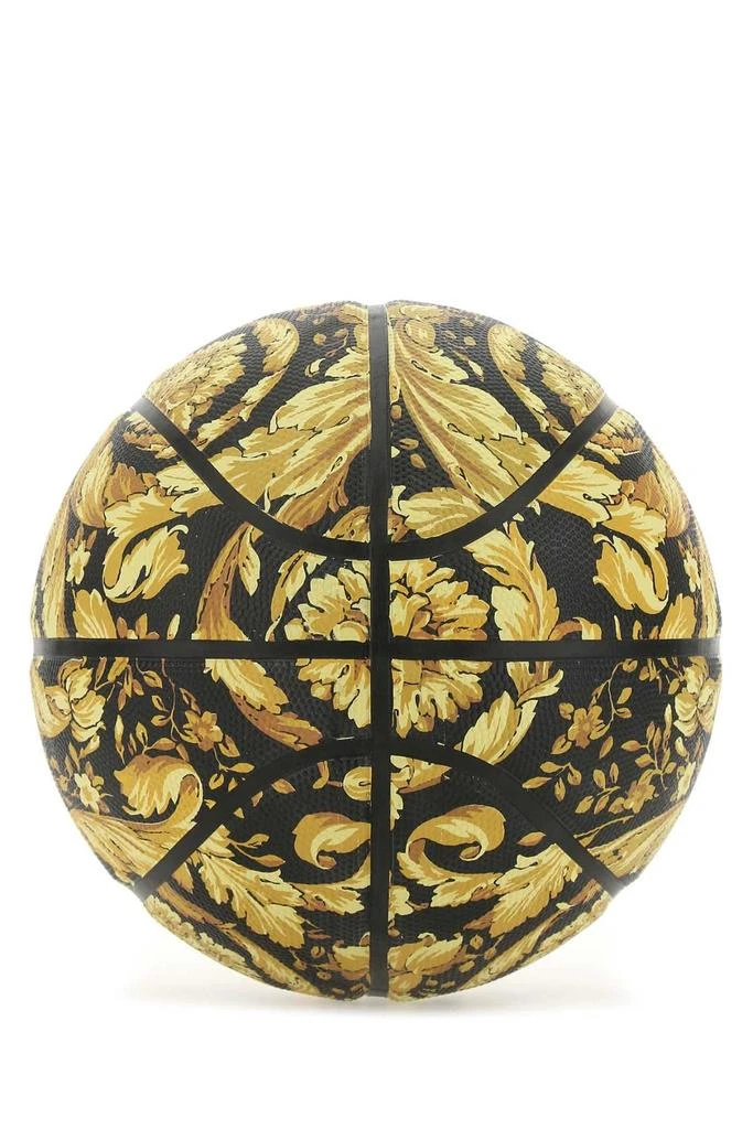 商品Versace|Versace Baroque Pattern Basketball,价格¥867,第2张图片详细描述