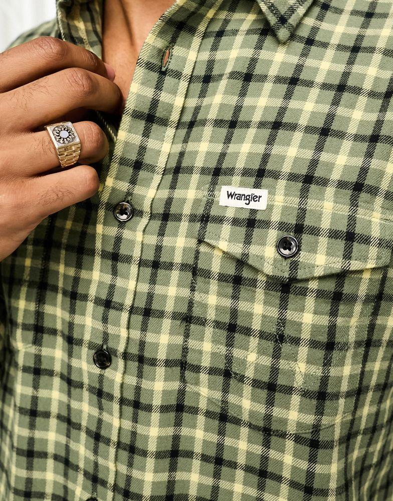 Wrangler long sleeve check shirt in khaki商品第2张图片规格展示
