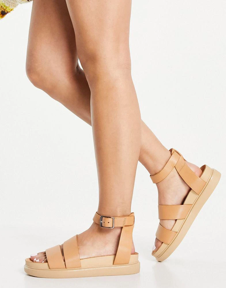 商品Vagabond|Vagabond Erin ankle strap leather flatform sandals in beige,价格¥423,第3张图片详细描述