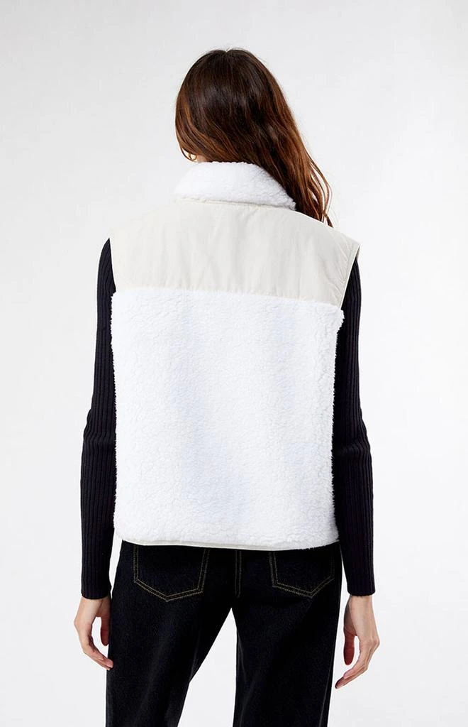 商品PacSun|Flex Sherpa Fleece Vest,价格¥111,第4张图片详细描述