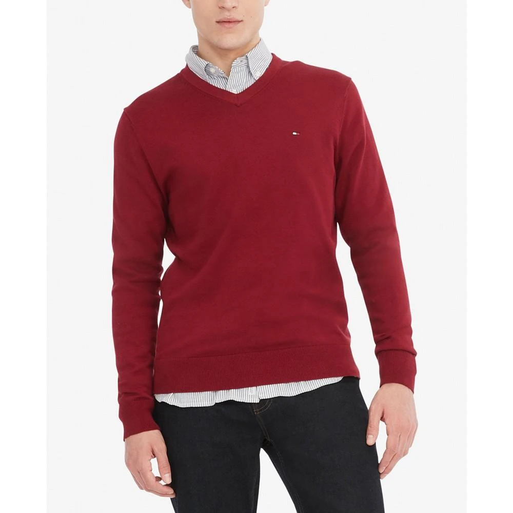 商品Tommy Hilfiger|Men's Essential Solid V-Neck Sweater, Created for Macy's,价格¥302,第1张图片