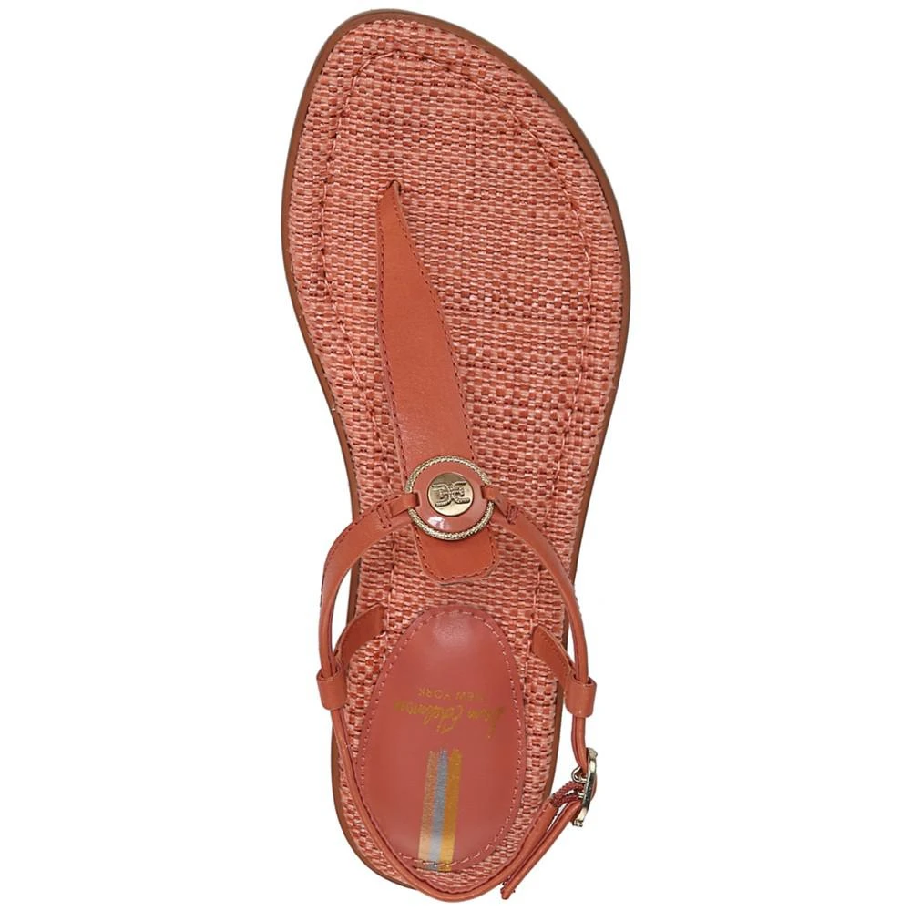 商品Sam Edelman|Gigi Signet T-Strap Flat Sandals,价格¥532,第4张图片详细描述