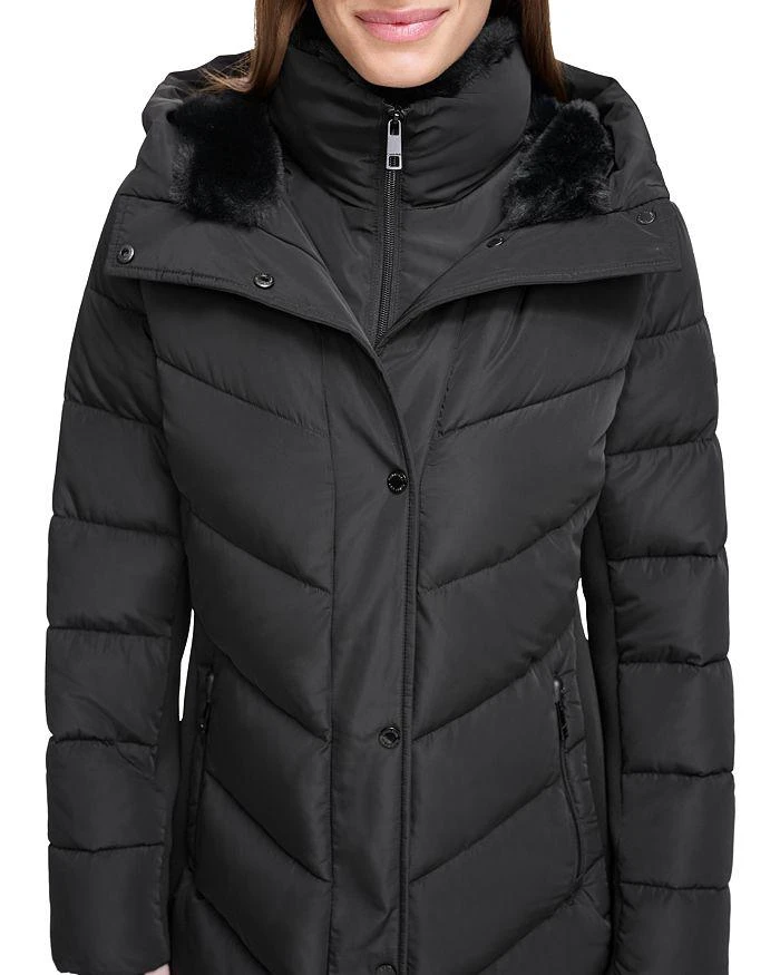 商品Calvin Klein|Faux Fur Trim Puffer Coat,价格¥1325,第4张图片详细描述
