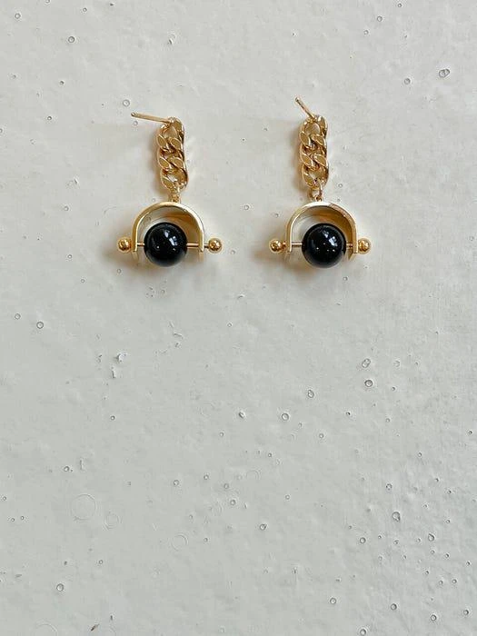 商品nuavo|Onyx Spaceship Earrings,价格¥612,第3张图片详细描述