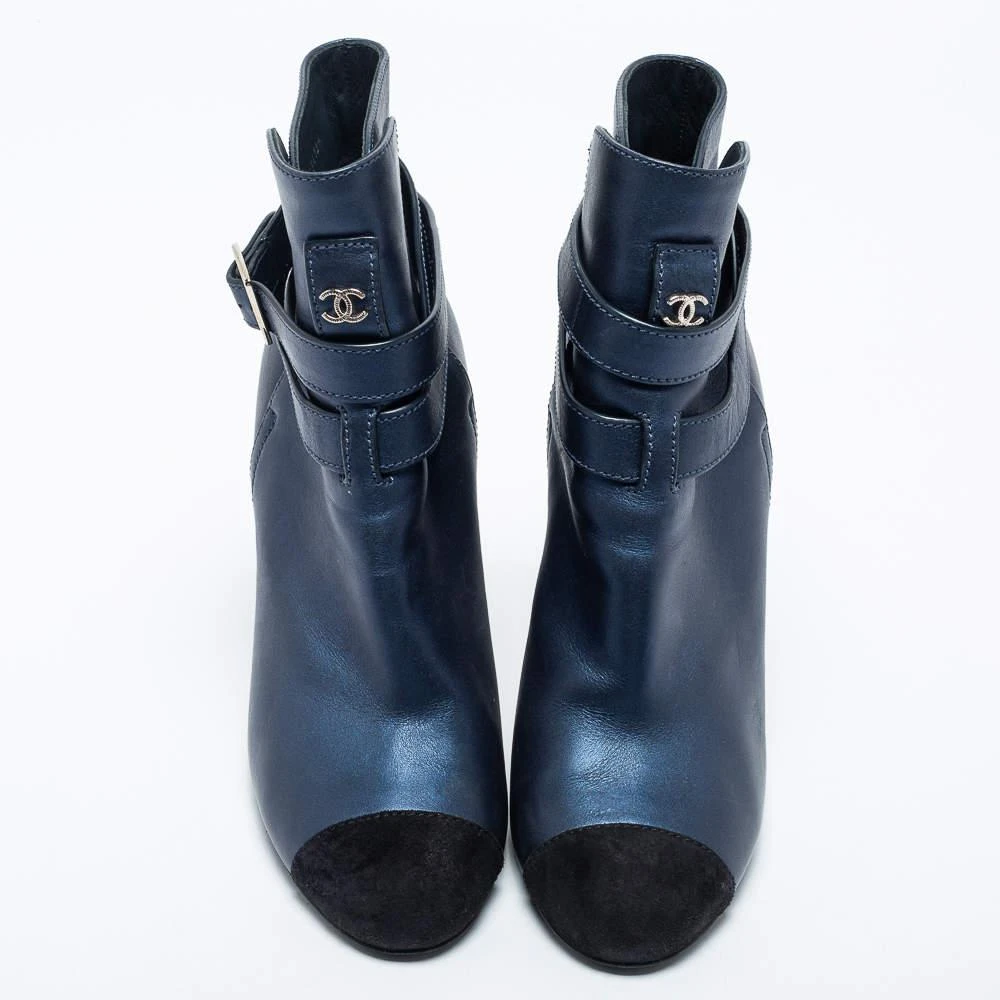 商品[二手商品] Chanel|Chanel Navy Blue/Black Suede And Leather Ankle  Boots Size 41,价格¥3039,第3张图片详细描述