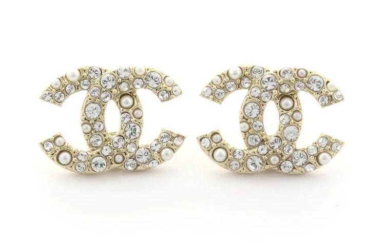 商品[国内直发] Chanel|香奈儿 经典双C珍珠 水钻 耳钉 女款,价格¥7938,第1张图片