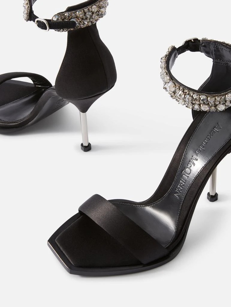 商品Alexander McQueen|Crystal Cuff Stiletto Sandal,价格¥2276,第3张图片详细描述
