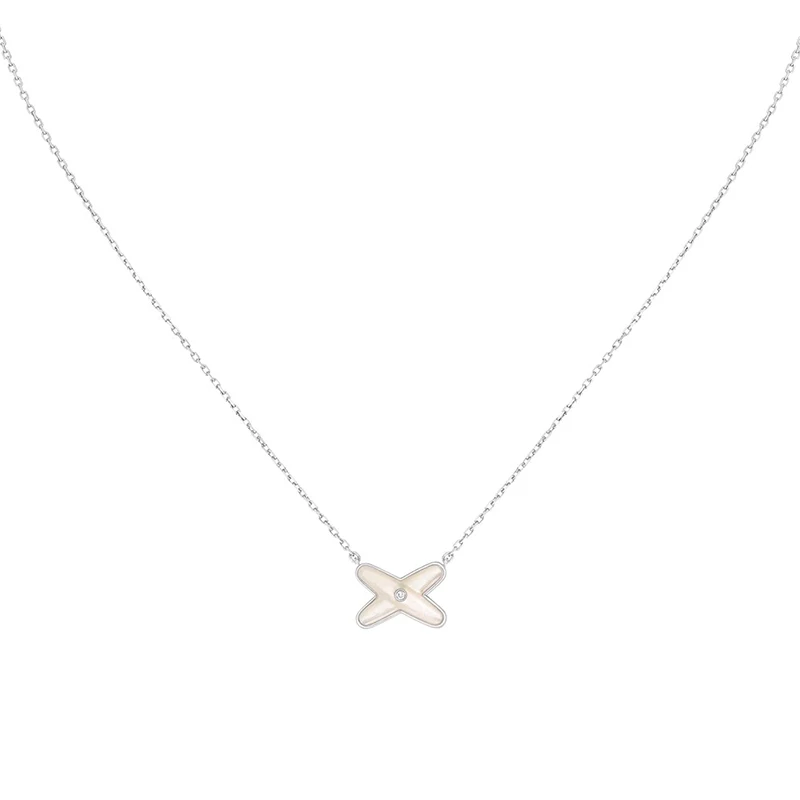 商品Chaumet|【预售3-4周】预订款 Chaumet/尚美 经典Jeux de Liens 饰有珍珠贝母和钻石X形吊坠18K金白金项链 083161,价格¥12742,第1张图片