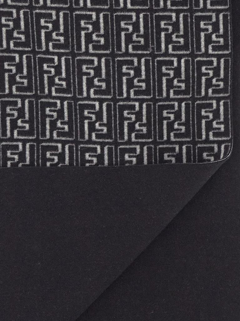 Fendi Ff Monogram Scarf商品第2张图片规格展示