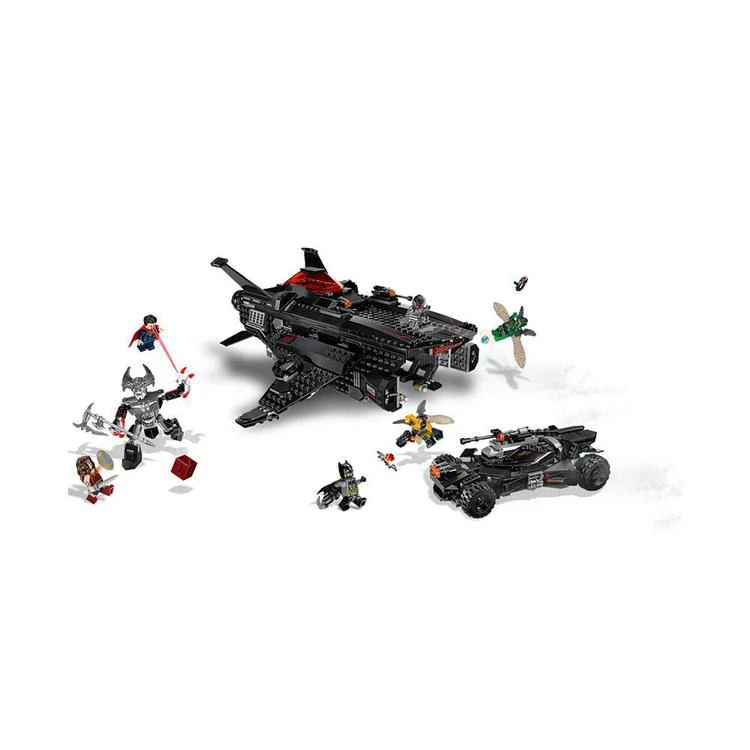商品LEGO|955-Pc. Super Heroes Flying Fox: Batmobile Airlift Attack Set,价格¥971,第5张图片详细描述