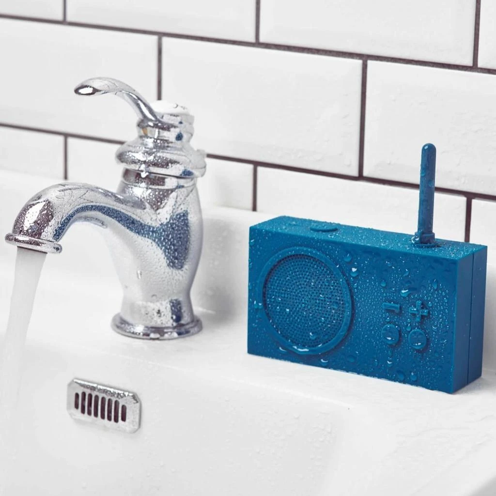 商品The Hut|Lexon TYKHO 3 FM Radio and Bluetooth Speaker - Duck Blue,价格¥615,第3张图片详细描述