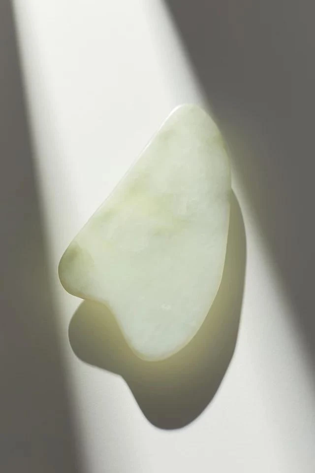 商品Daily Concepts|Daily Concepts Jade Gua Sha Tool,价格¥120,第1张图片