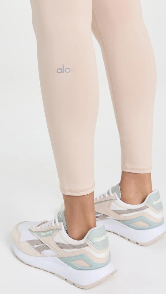 商品Alo|7/8 High Waist Airlift Leggings,价格¥672,第5张图片详细描述