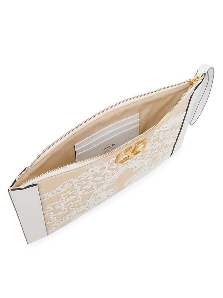 商品Valentino|Large VLogo Signature Beaded Flat Pouch,价格¥8951,第3张图片详细描述